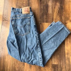 Levi's Women's 550 Size 16 Short Vintage Relaxed Fit -Tapered Leg